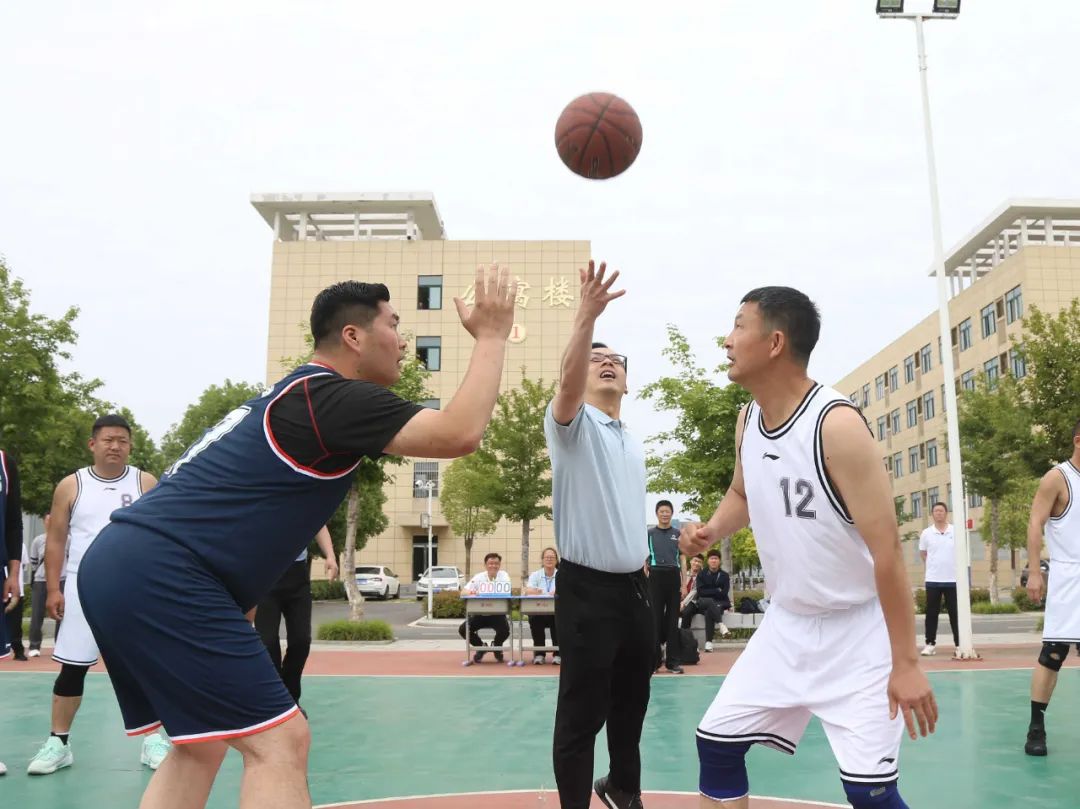 ?共享運(yùn)動(dòng)激情 迸發(fā)奮進(jìn)力量！第二屆駐馬店市直機(jī)關(guān)趣味運(yùn)動(dòng)會(huì)暨市直職工運(yùn)動(dòng)會(huì)開幕