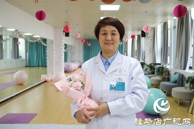 花香送祝福 感恩母親節(jié)