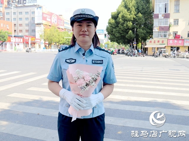 花香送祝福 感恩母親節(jié)