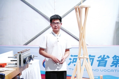 0.2毫米誤差！河南00后木工心在一藝挑戰(zhàn)極限奪得省賽金牌