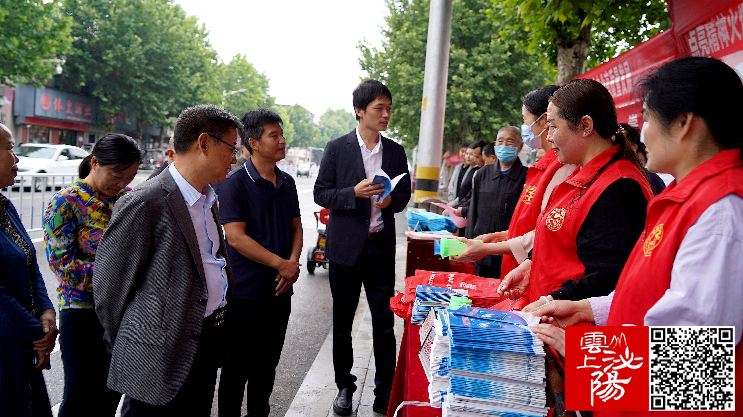 泌陽(yáng)縣開(kāi)展&ldquo;熱愛(ài)科學(xué) 崇尚科學(xué)&rdquo;科技活動(dòng)周宣傳活動(dòng)