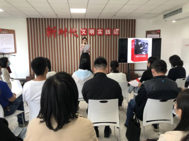 追隨總書(shū)記足跡 書(shū)寫(xiě)青春華章——駐馬店市紀(jì)委監(jiān)委機(jī)關(guān)五月開(kāi)展“每月一主題”讀書(shū)分享活動(dòng)