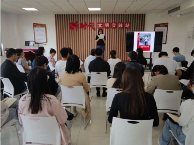 追隨總書(shū)記足跡 書(shū)寫(xiě)青春華章——駐馬店市紀(jì)委監(jiān)委機(jī)關(guān)五月開(kāi)展“每月一主題”讀書(shū)分享活動(dòng)