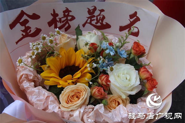 2023高考首日！駐馬店市68273名考生自信赴考