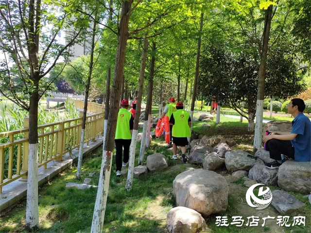 駐馬店:多部門攜手開展水上救援設施投放活動