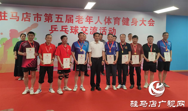 泌陽(yáng)：獎(jiǎng)牌閃爍 載譽(yù)歸來(lái)