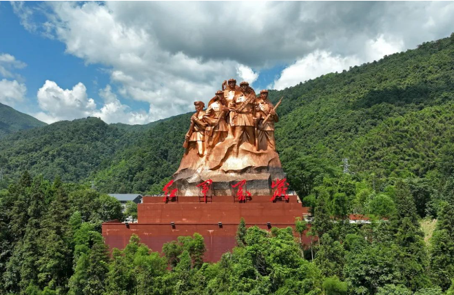 中國共產(chǎn)黨為什么能？丨焦點(diǎn)網(wǎng)談