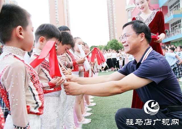 駐馬店市實驗幼兒園舉行2023屆大班畢業(yè)典禮