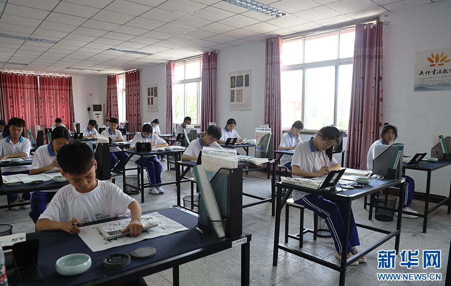 河南:讓墨香浸潤(rùn)校園