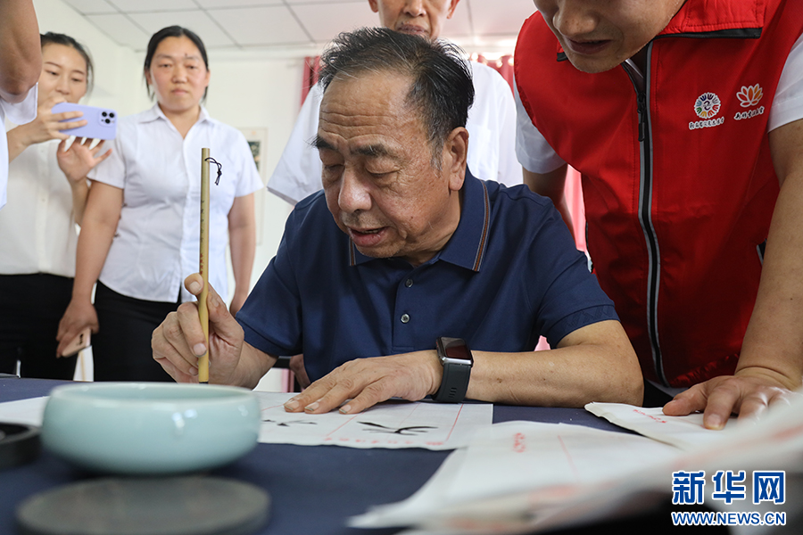 河南:讓墨香浸潤(rùn)校園