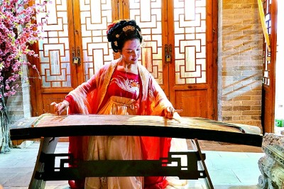 央媒觀豫丨古都夜未央 洛陽正青春——探訪一種傳統(tǒng)服飾給一座城市帶來的顯著變化