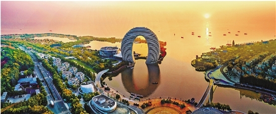 又見太湖碧波漾：17年，南太湖走出一條以生態(tài)保護(hù)促產(chǎn)業(yè)發(fā)展的變遷路