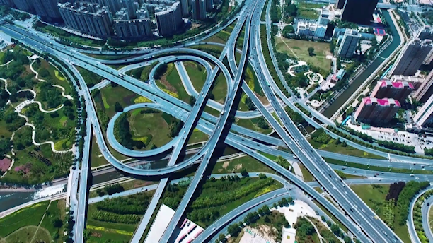 互聯(lián)網(wǎng)人才需求大 人才緊缺見證河南產(chǎn)業(yè)躍遷｜非主流數(shù)據(jù)里的經(jīng)濟(jì)脈動③