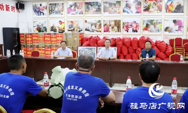 確山:鮮花送給逆流而上的勇士