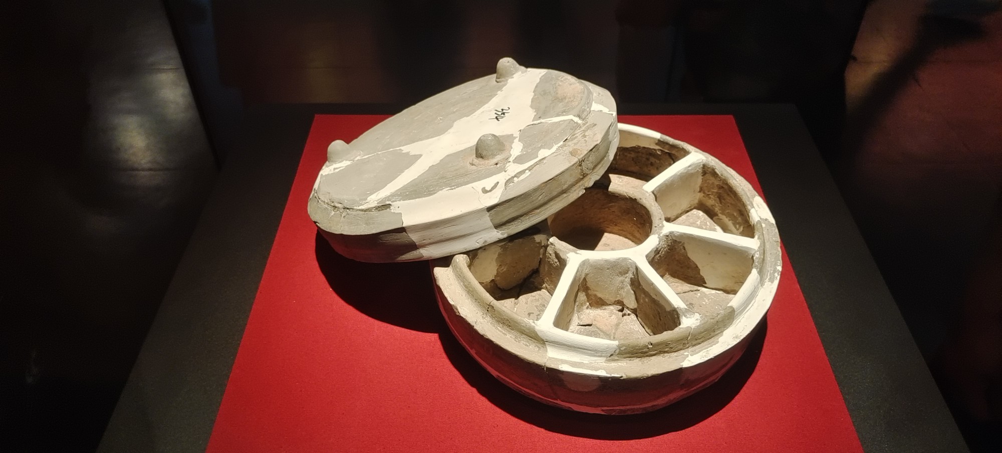 行走河南·讀懂中國丨曹操的“薄葬”有多??？金銀珠寶！想多了