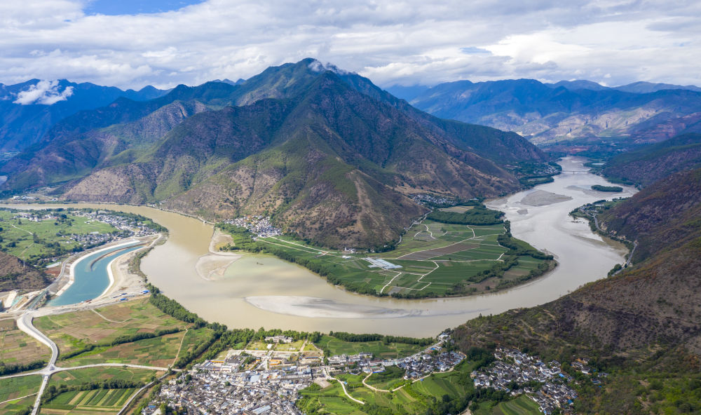 鏡觀·領(lǐng)航丨母親河的保護與發(fā)展，總書記這樣把脈定向
