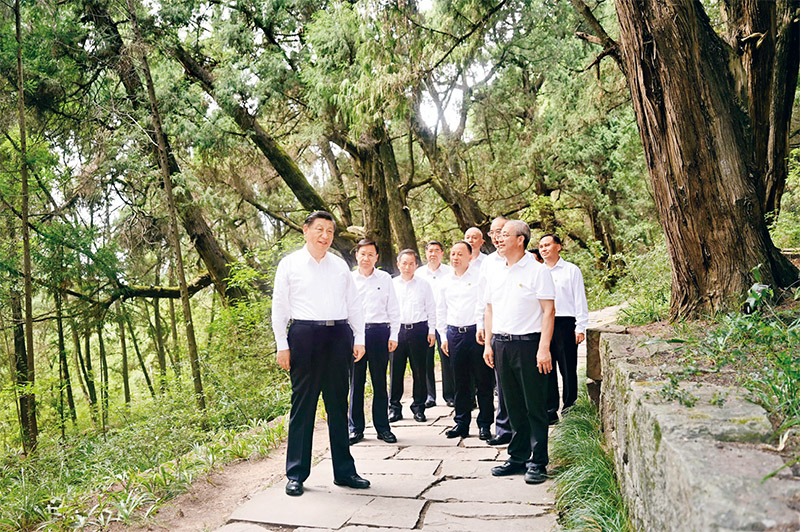 中國(guó)式現(xiàn)代化是強(qiáng)國(guó)建設(shè)、民族復(fù)興的康莊大道