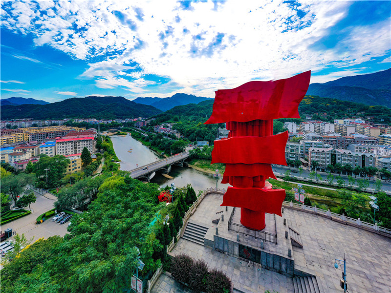 折得東風第一枝——寫在豫東南高新技術(shù)產(chǎn)業(yè)開發(fā)區(qū)建設(shè)加速推進之際