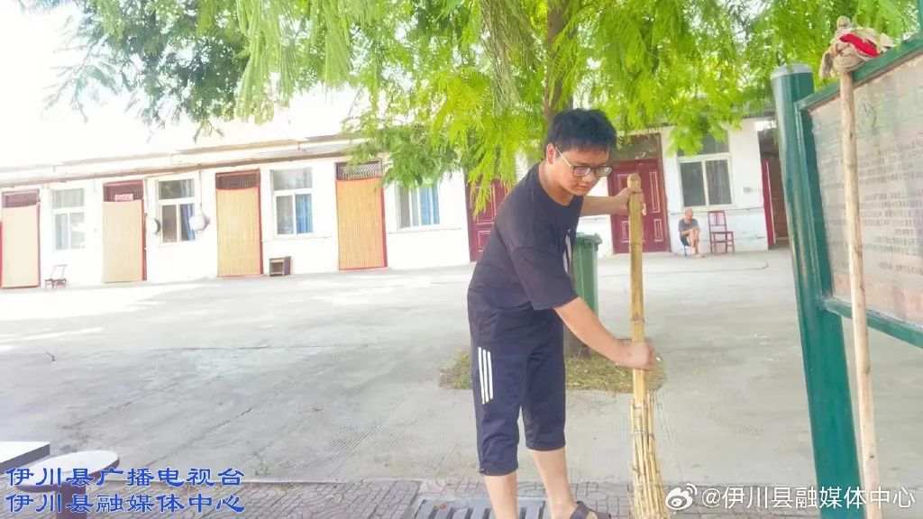 了不起！河南伊川這家敬老院里，走出個(gè)大學(xué)生