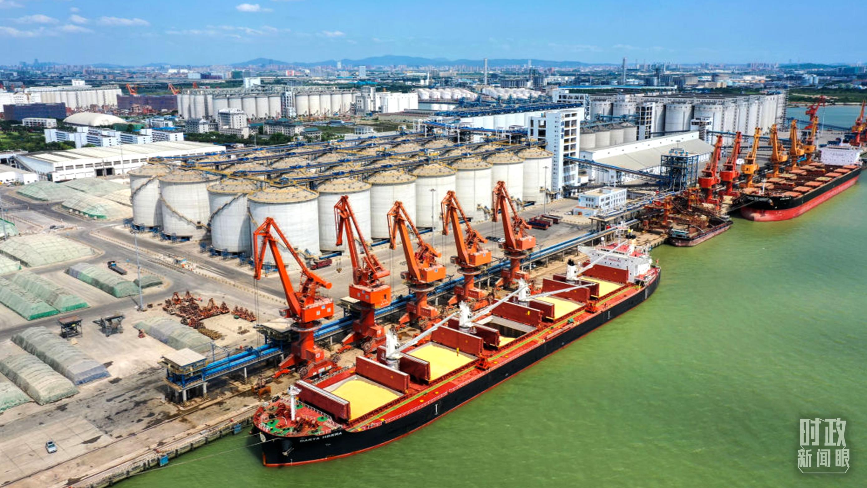 時政新聞眼丨習近平南非之行第二天，重點談到這兩個關(guān)鍵詞