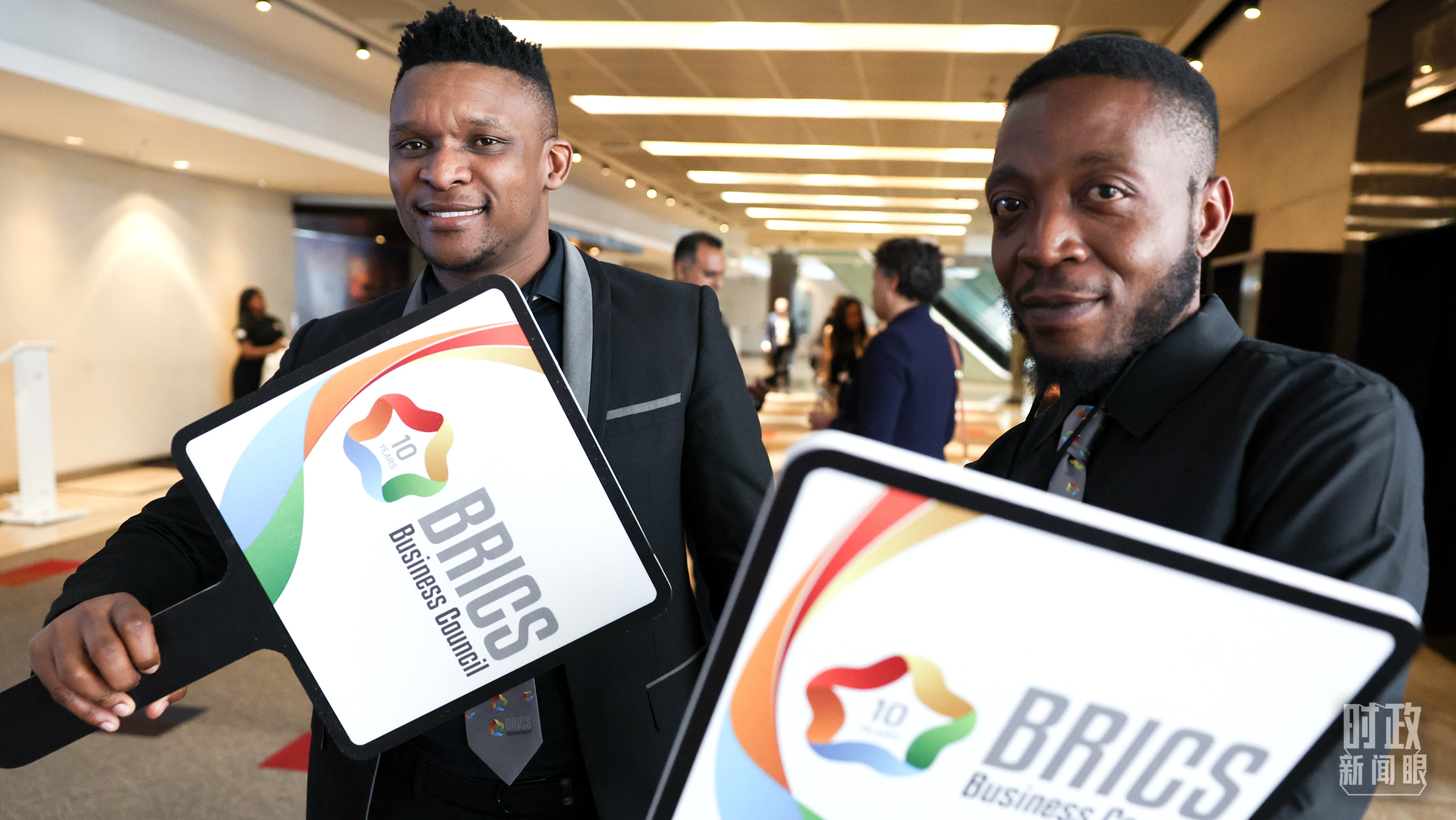 時政新聞眼丨習近平南非之行第二天，重點談到這兩個關(guān)鍵詞