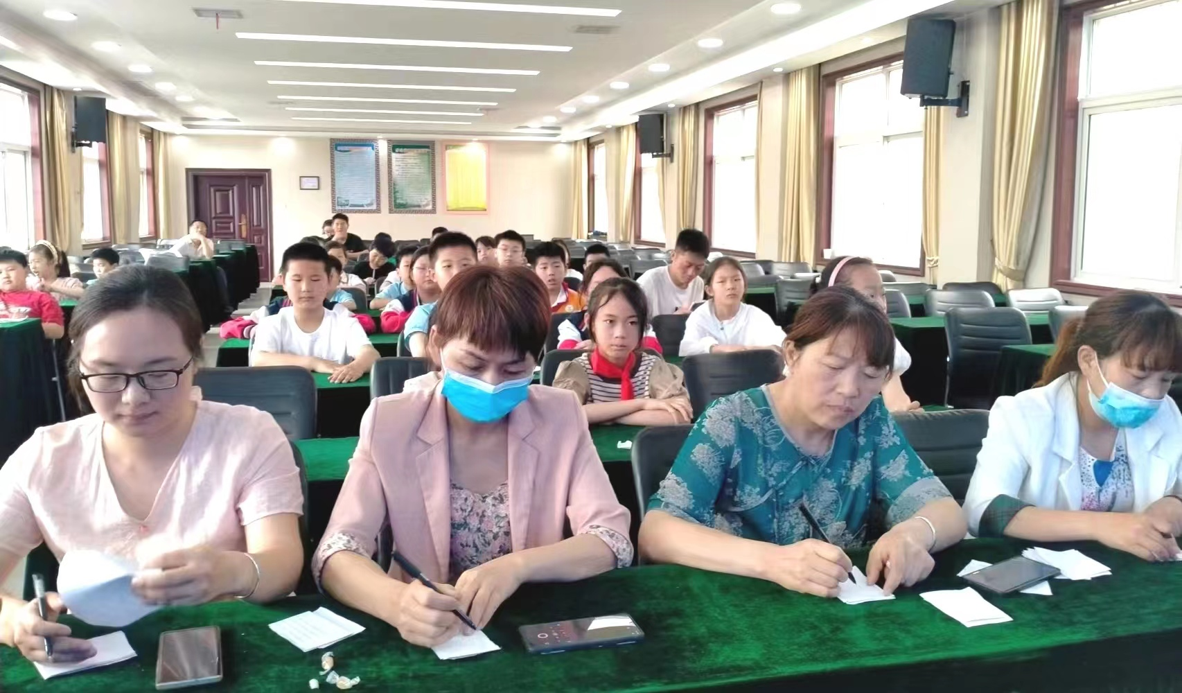 誠(chéng)信伴我行 文明樹新風(fēng)——上蔡縣第三小學(xué)舉行誠(chéng)信主題演講比賽