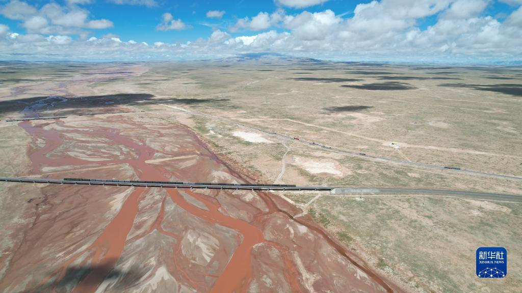 新華視點(diǎn)|氣候變暖給長(zhǎng)江源區(qū)生態(tài)環(huán)境帶來(lái)系列變化