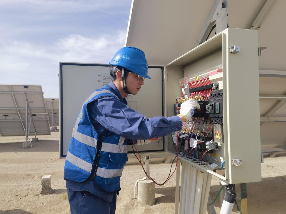 中國夢·大國工匠篇｜熊金恒：只有荒涼的沙漠，沒有荒涼的人生