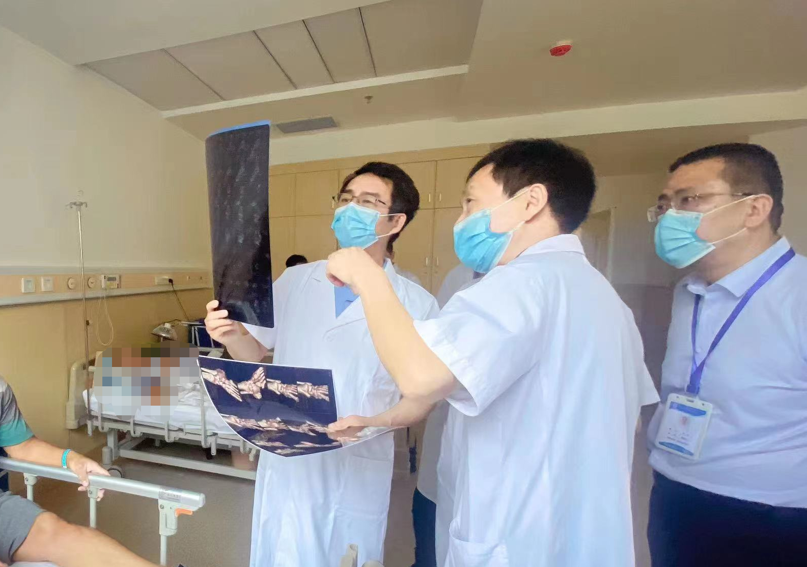 家門(mén)口的“醫(yī)”靠⑦丨發(fā)揮中醫(yī)特色 合作共建為健康加“骨”勁兒