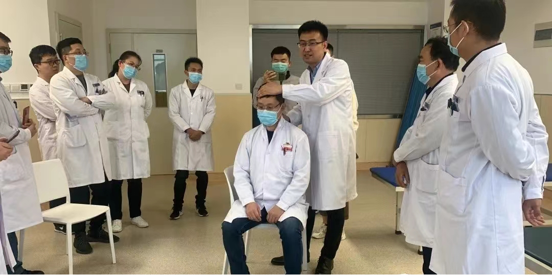 家門(mén)口的“醫(yī)”靠⑦丨發(fā)揮中醫(yī)特色 合作共建為健康加“骨”勁兒