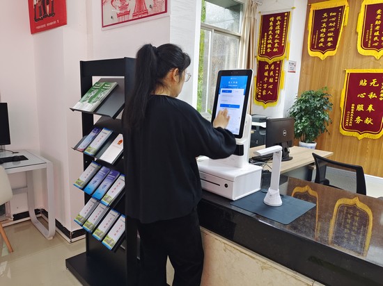 跟著總書記看中國｜讓社區(qū)成為居民最放心、最安心的港灣