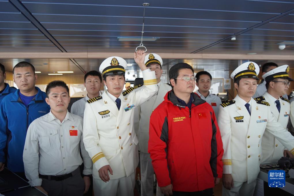 那一刻，他們抵達(dá)地球極北——中國第13次北冰洋科考隊(duì)乘船抵達(dá)北極點(diǎn)紀(jì)實(shí)