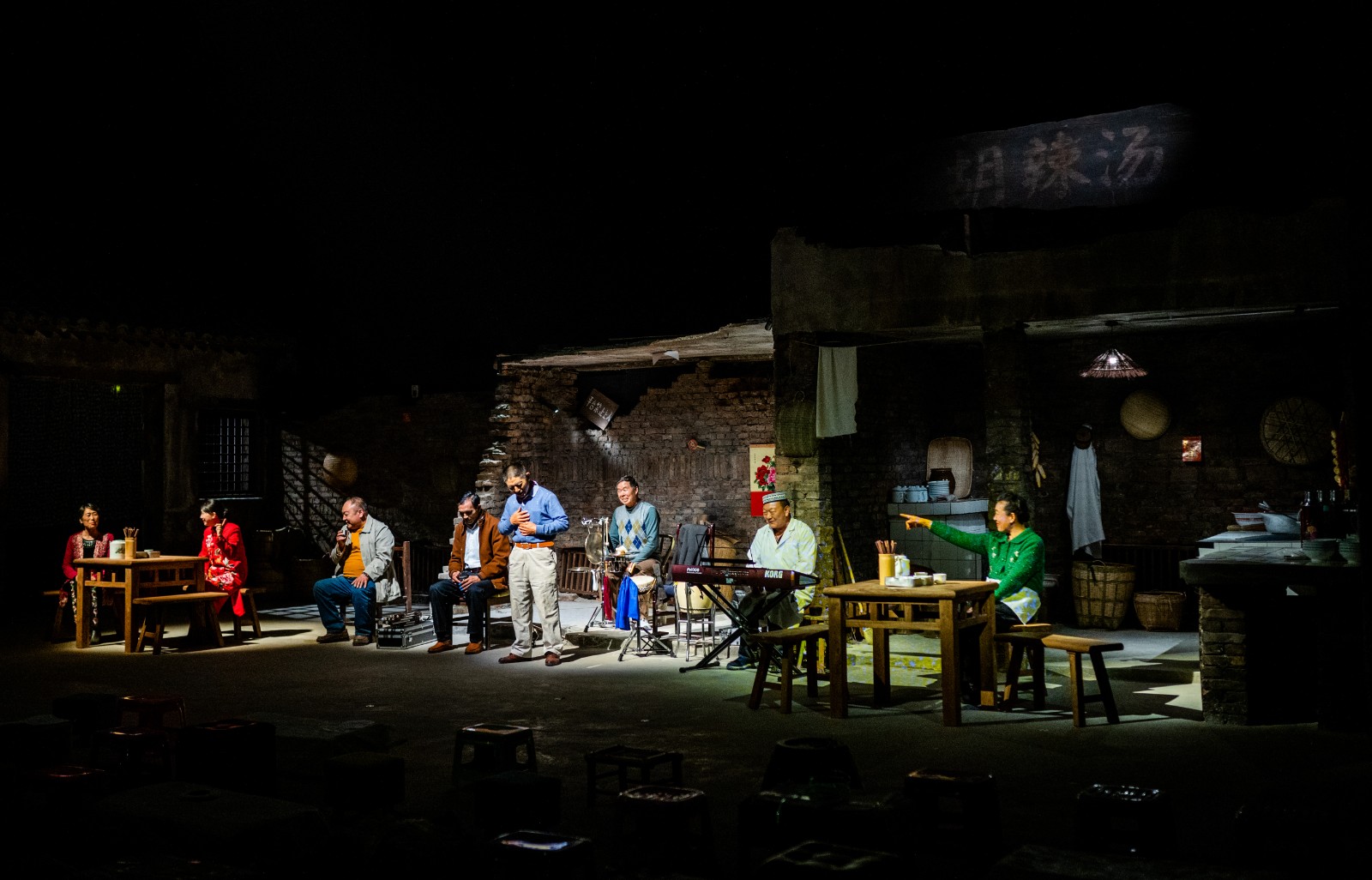 從“河”而來丨探尋“我們是誰？”中外媒體走進“只有河南·戲劇幻城”