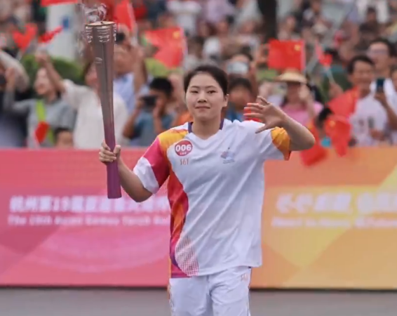 亞運時間&middot;看火炬丨跟著火炬到金華Citywalk