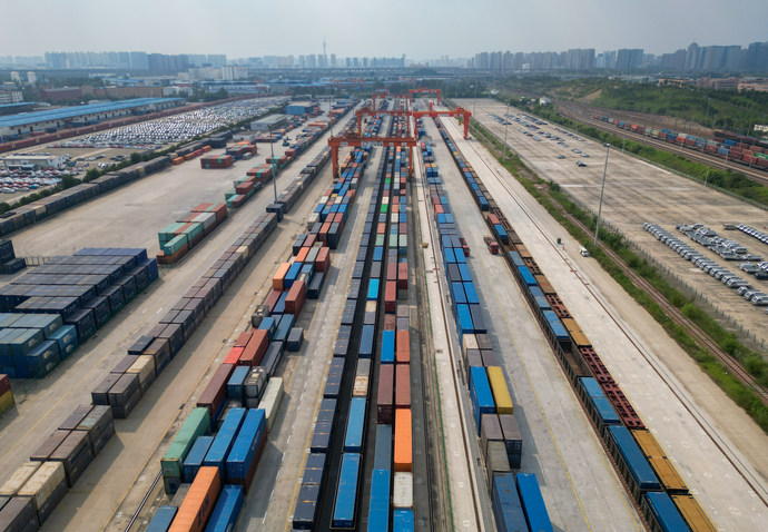 絲路上的河南人丨安春磊：萬(wàn)里之行，我“跑”第一棒