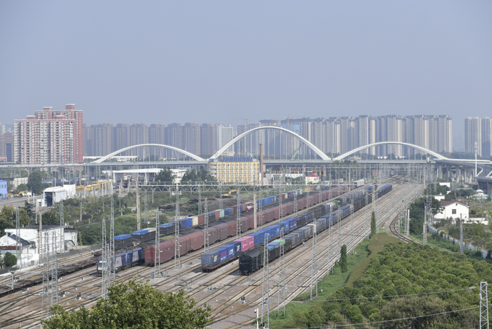 絲路上的河南人丨安春磊：萬(wàn)里之行，我“跑”第一棒