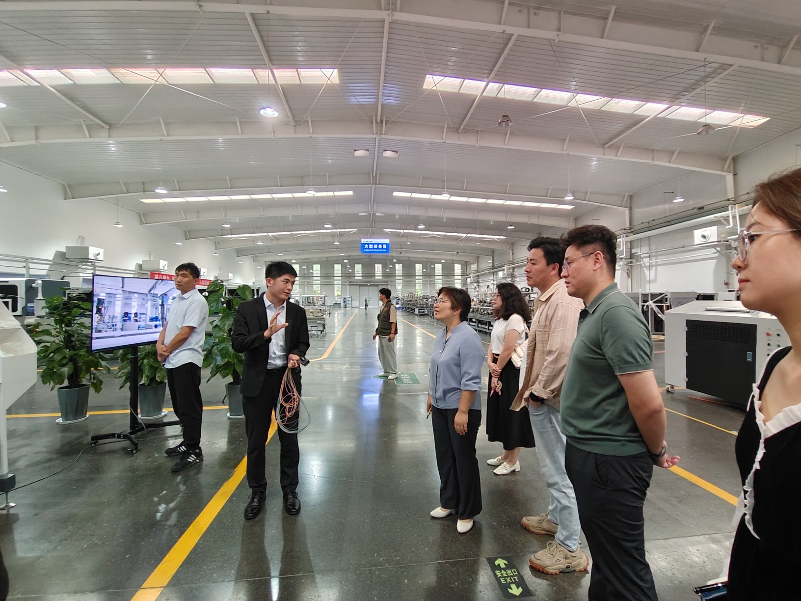 做強(qiáng)鏈主育集群！看鶴壁如何布局新能源及智能網(wǎng)聯(lián)汽車產(chǎn)業(yè)發(fā)展