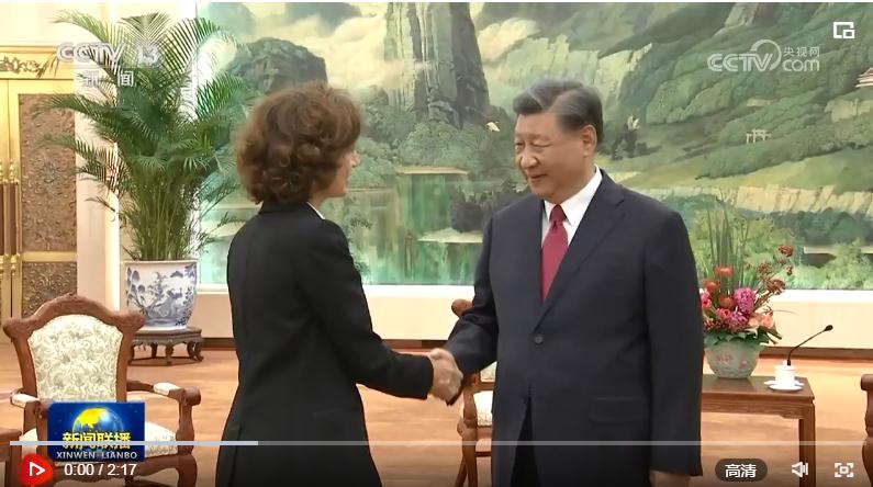 習(xí)近平會(huì)見聯(lián)合國教科文組織總干事