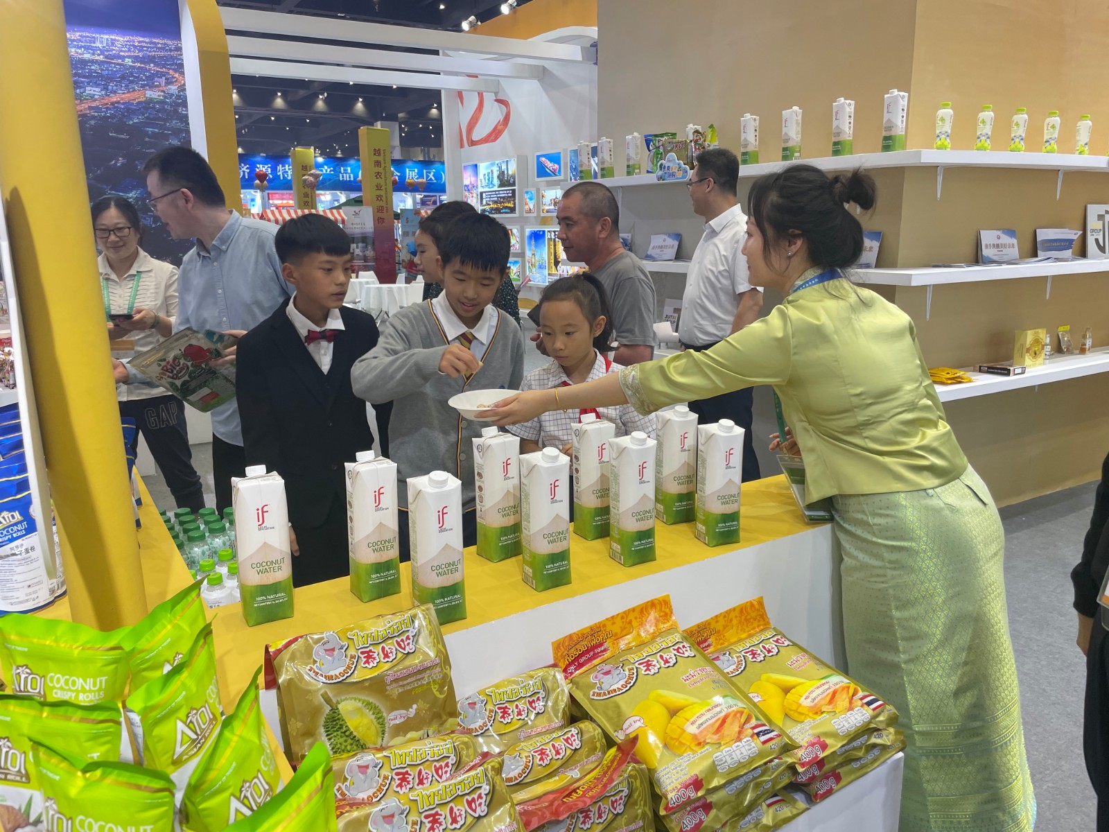 河南投洽會6萬平方米展區(qū)有啥看點？帶你一起探營！