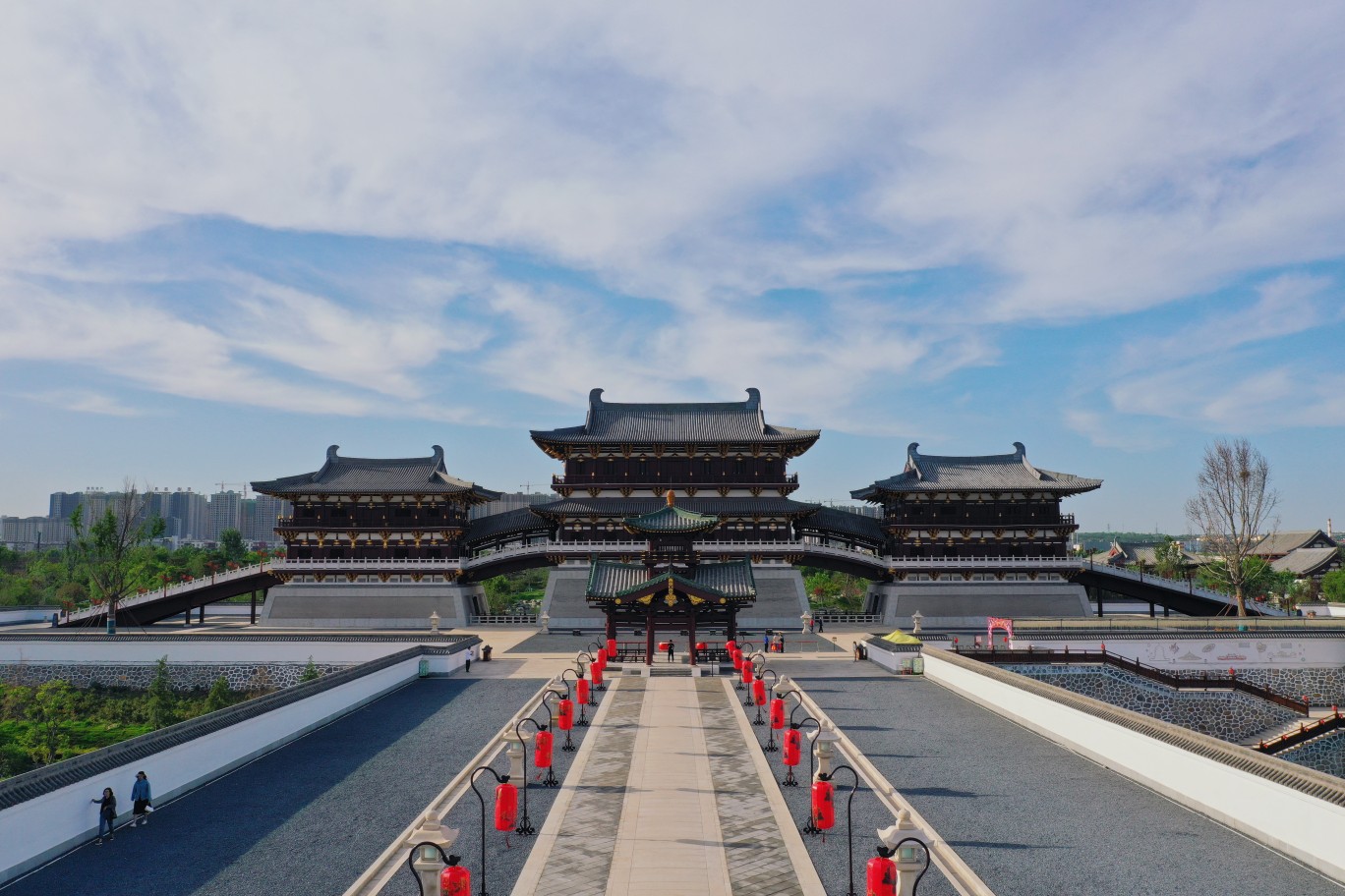 入戲洛陽(yáng)城，來(lái)一場(chǎng)穿越主題的城市漫步 | 國(guó)慶漫游Citywalk