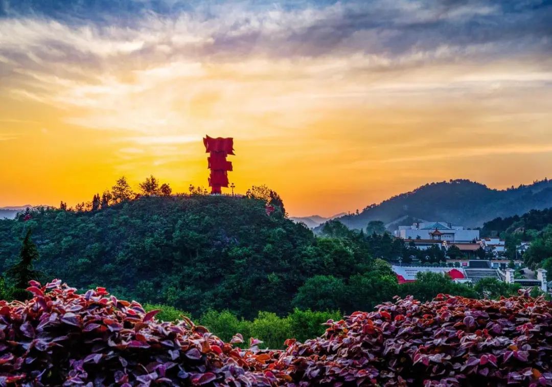 共和國不會忘記丨焦點網談