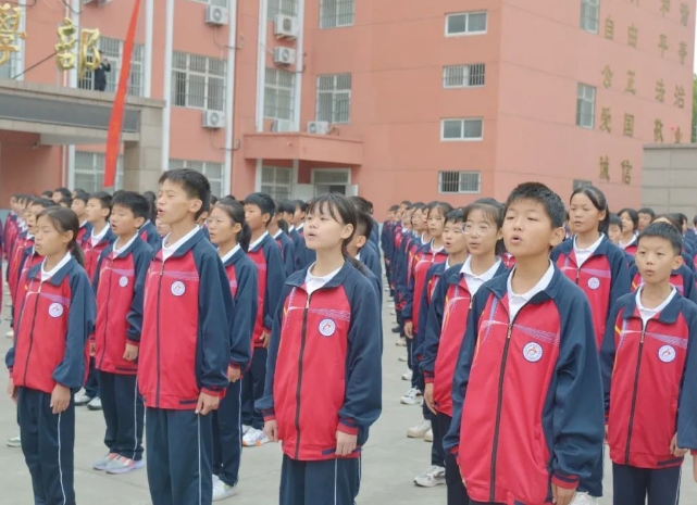 新蔡縣明英中學(xué)隆重舉行孔子誕辰2574周年紀(jì)念活動(dòng)