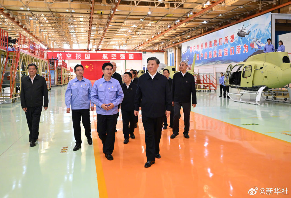 習(xí)近平在江西景德鎮(zhèn)市、上饒市考察調(diào)研