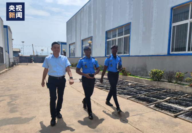 央媒觀豫丨河南80后在非洲給員工開會，一開口有那味了！