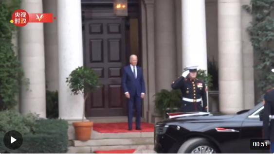 獨家視頻丨習(xí)近平抵達(dá)中美元首會晤現(xiàn)場 拜登在下車處迎接