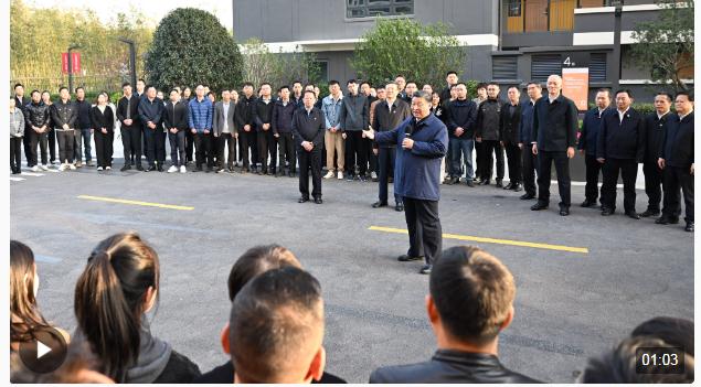 習(xí)近平在上?？疾煺{(diào)研