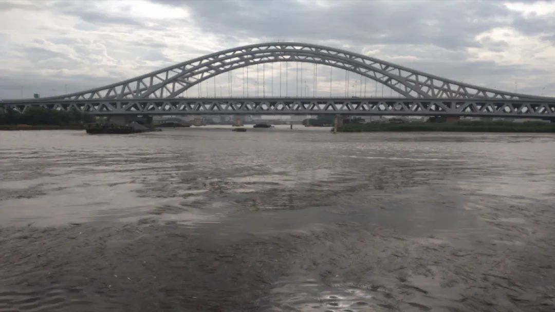 橋高20米！周口籍外賣小哥跳下救人，事發(fā)蘇州→