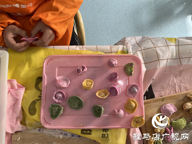 駐馬店市殘聯(lián)博愛幼兒園開展&ldquo;快樂冬至 情暖童心&rdquo;活動