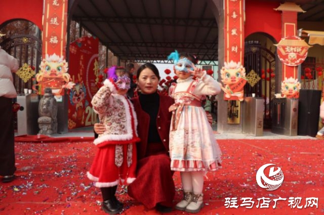 平輿縣第六幼兒園舉行“尋味中國(guó)年”迎元旦主題活動(dòng)