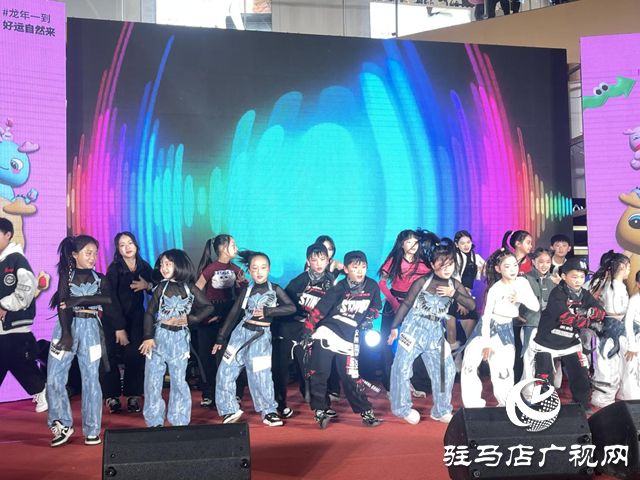 駐馬店：玩轉(zhuǎn)跨年夜 歡樂(lè)迎新年